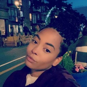 Meet your Posher, Rebecca